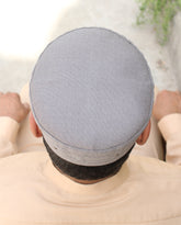 R029 - GRAYISH DOTTED WHITE